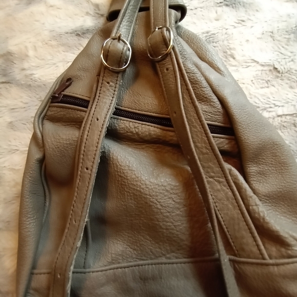 Grey Leather Mini Back Pack/Shoulder Bag. Size 9"w x 14"h x 11.5"d - Picture 5 of 11